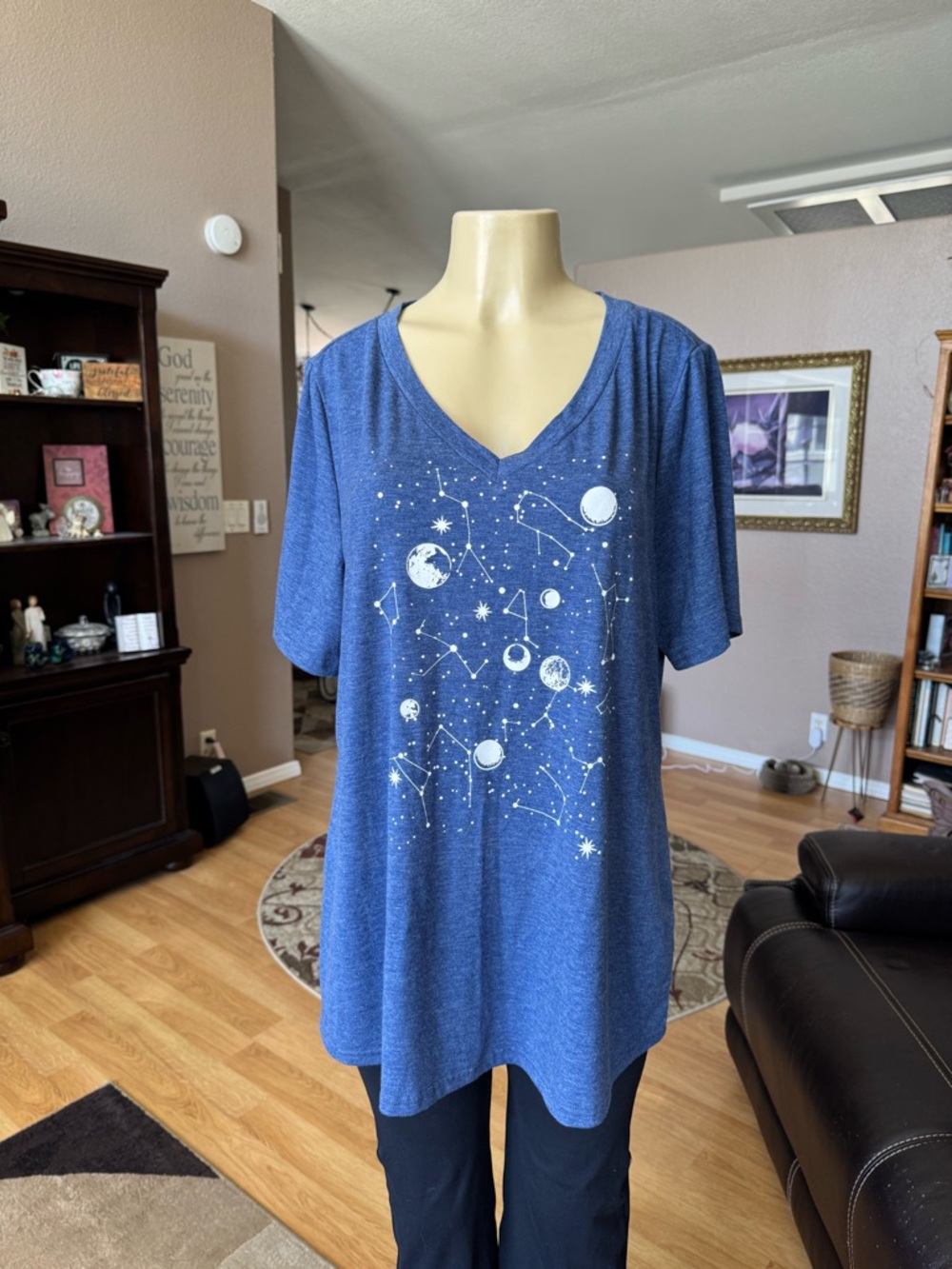 Bloomchic blue very soft V-Neck Celestial Graphic in white blouse-size XL